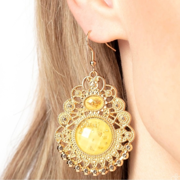 Fabulous Gold & Yellow Stone Statement Dangle Earrings - Picture 1 of 2